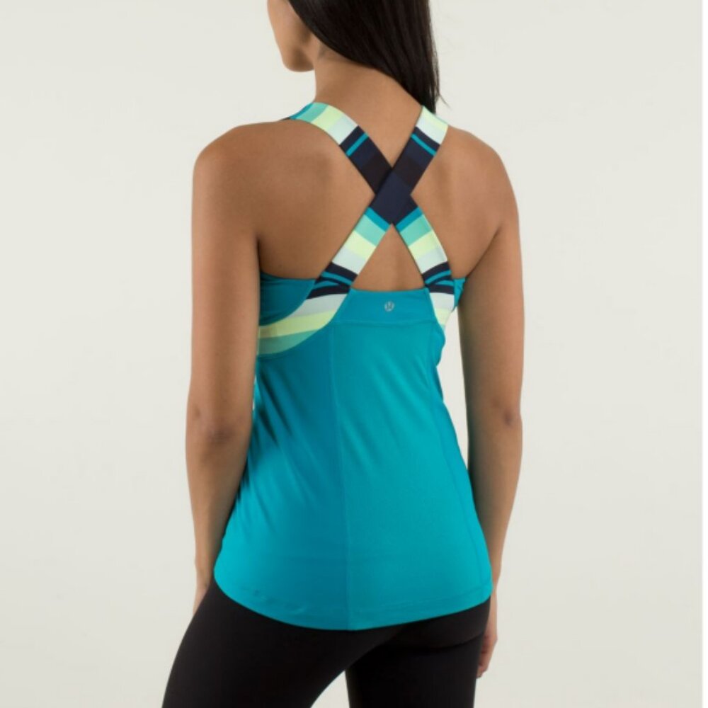 Lululemon Push Ur Limits Tank Top in Blue Stripe Surge Size 6